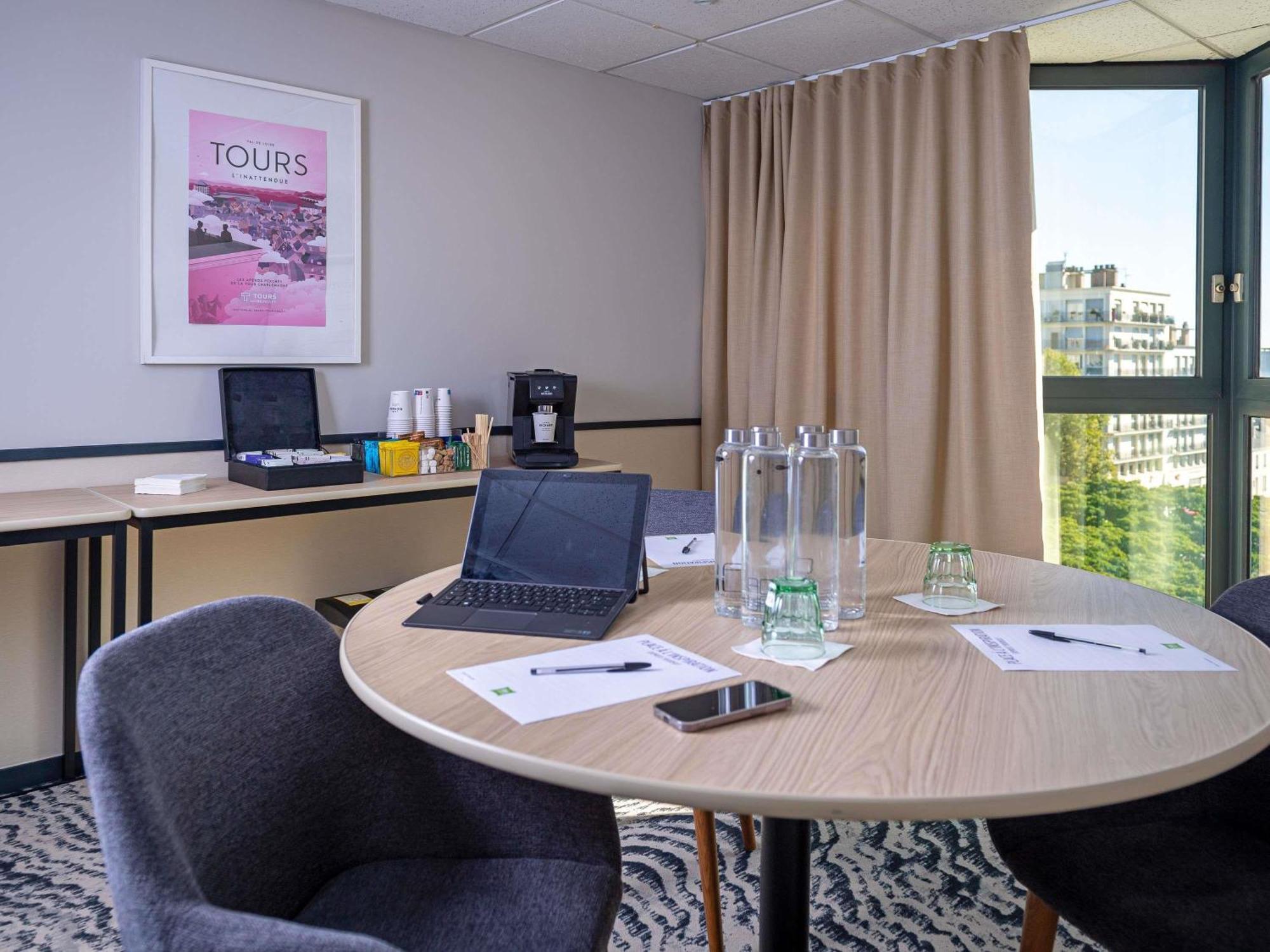 Готель Ibis Styles Tours Centre Екстер'єр фото