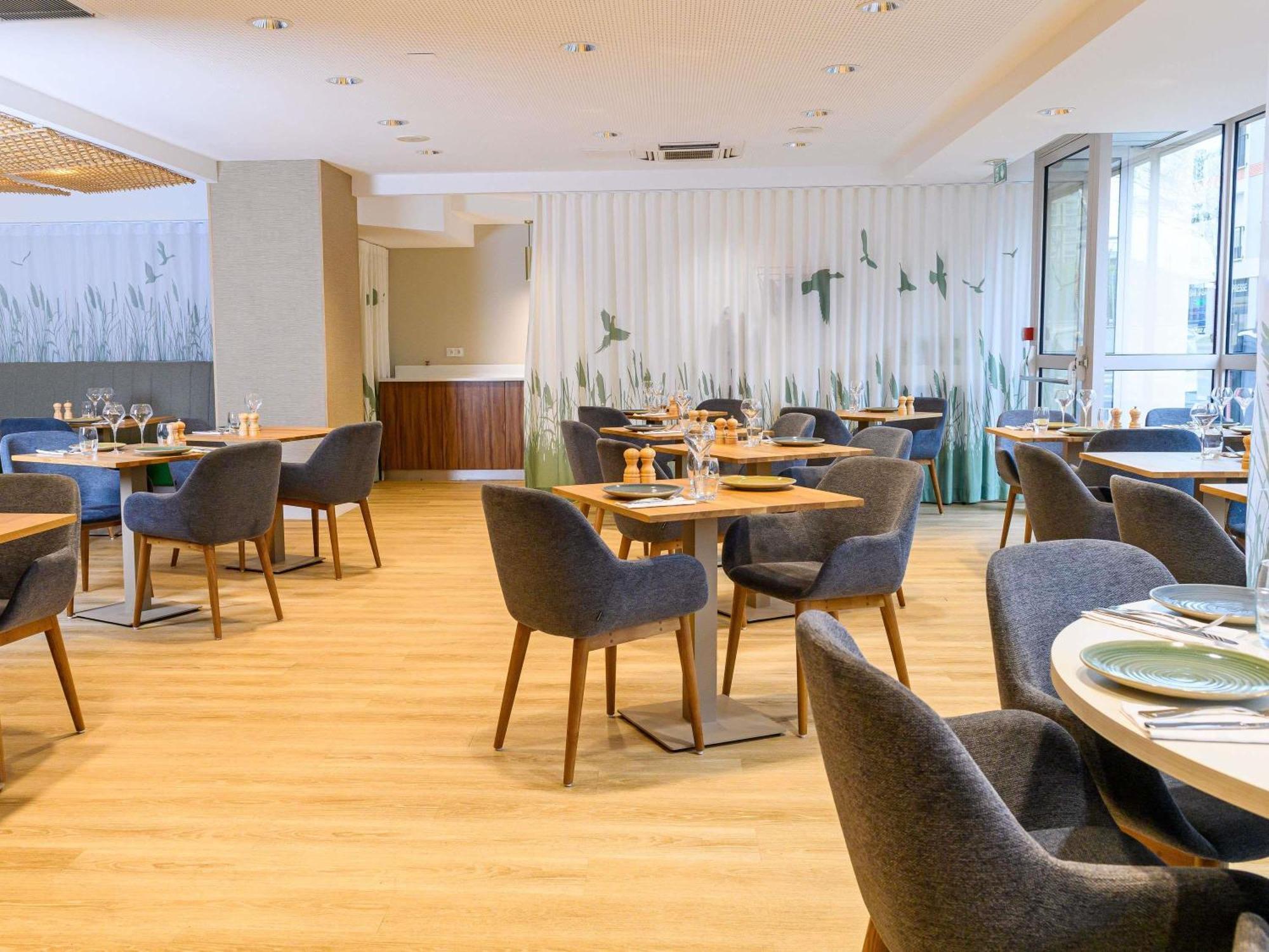 Готель Ibis Styles Tours Centre Екстер'єр фото